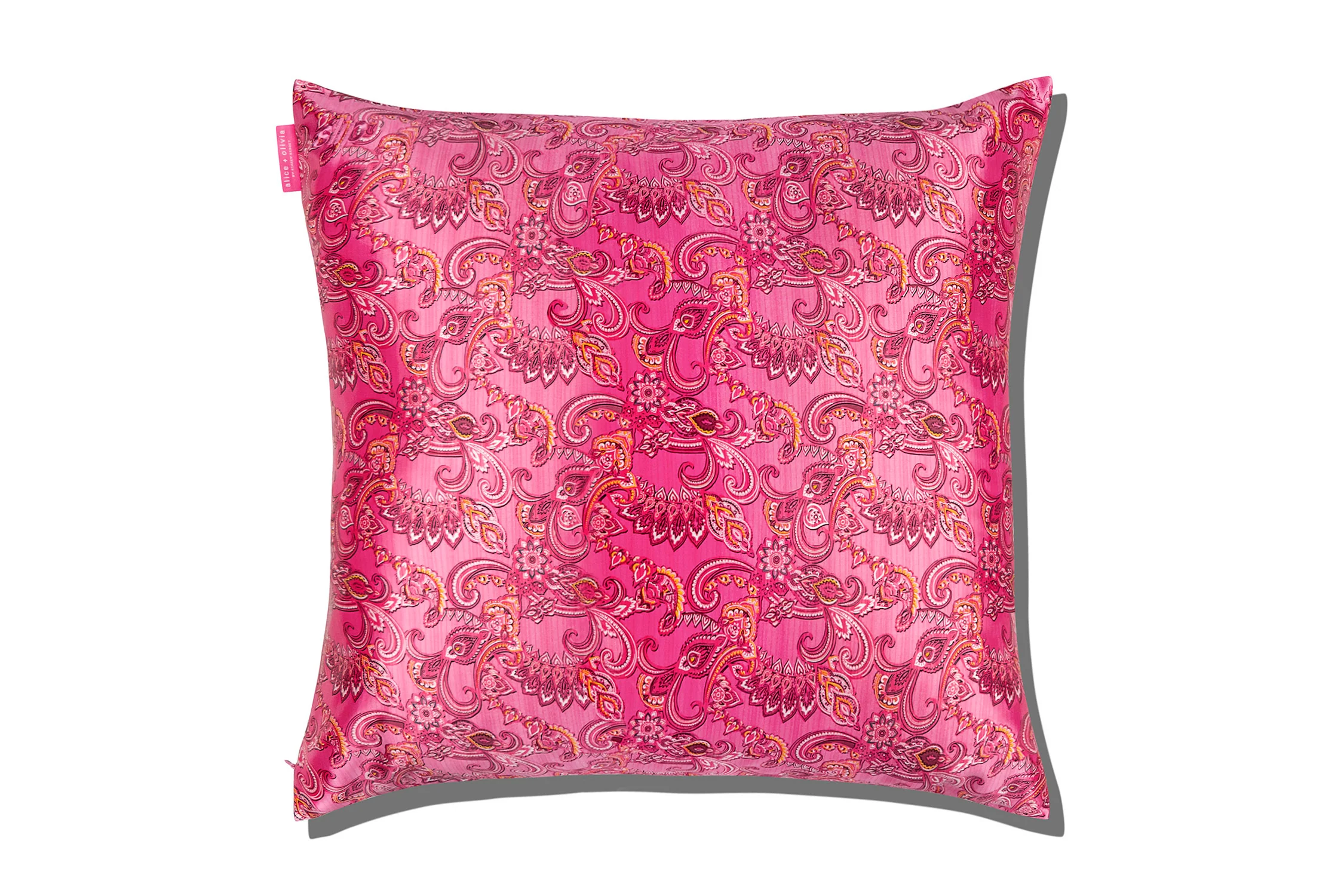 194-spring-paisley-80x80-zippered-pillowcase-1.webp Spring Paisley 80x80 Zippered Pillowcase